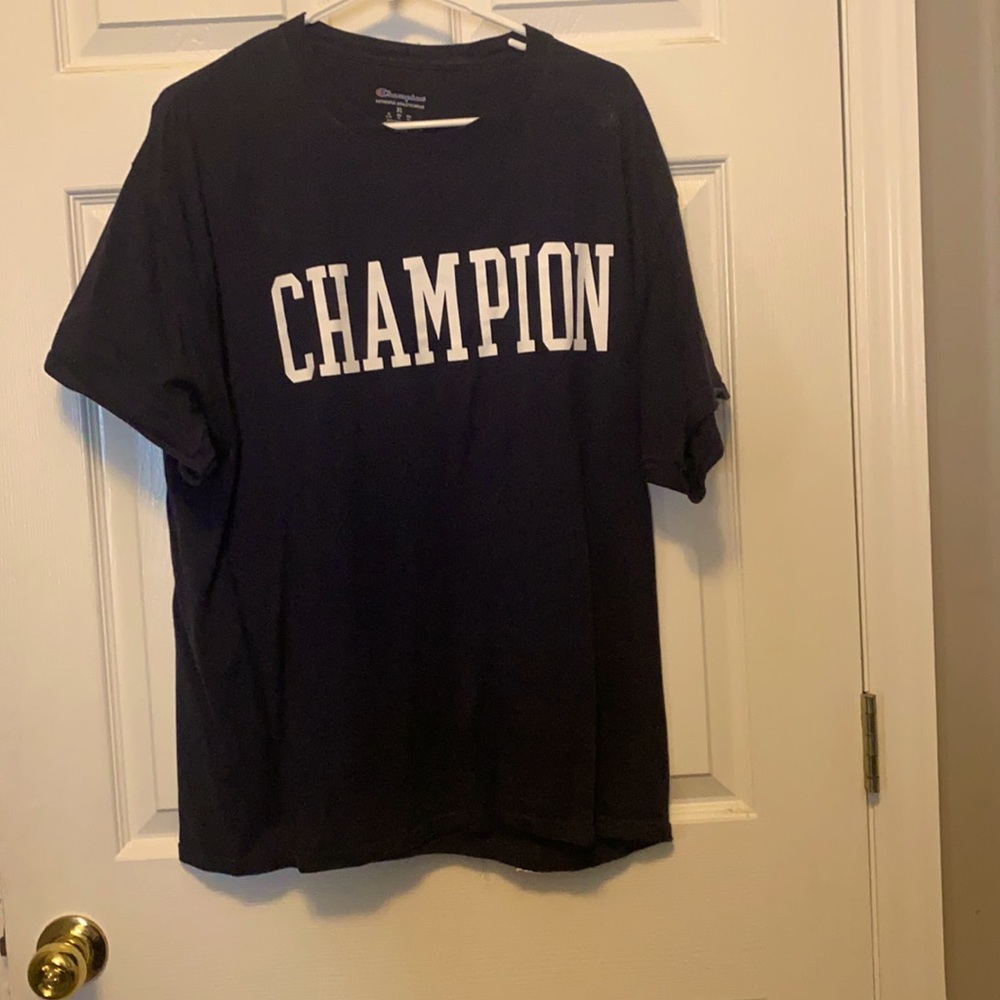 Champion t-shirt